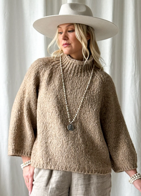 Svetr Moya karamelový