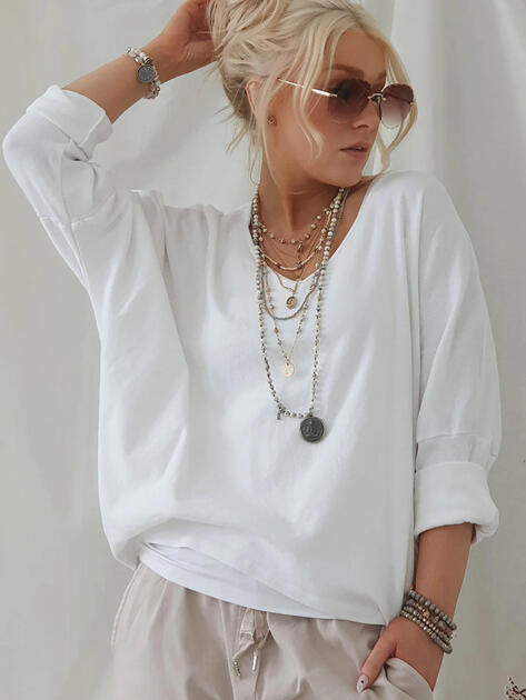 Bílé triko oversize