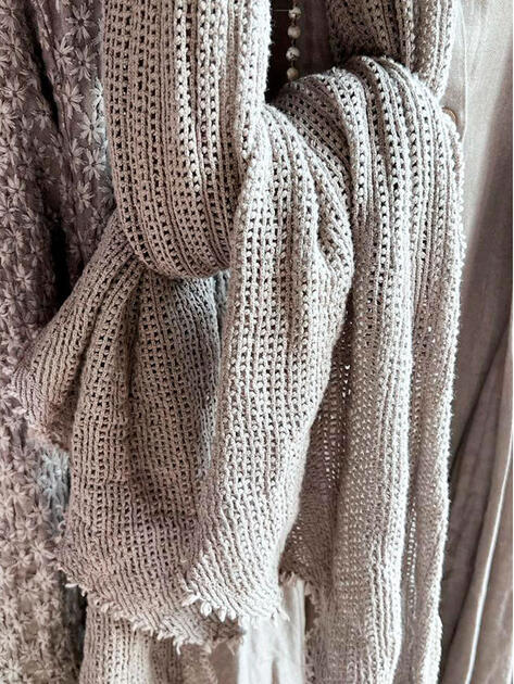 Šála Crochet písková