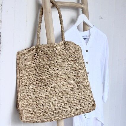 Tyto praktické přírodní tašky najdete brzy na našem e-shopu. …
